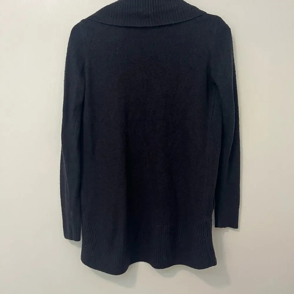BAREFOOT DREAMS CozyChic Lite Circle Shawl Cardigan in Black - Picture 4 of 9